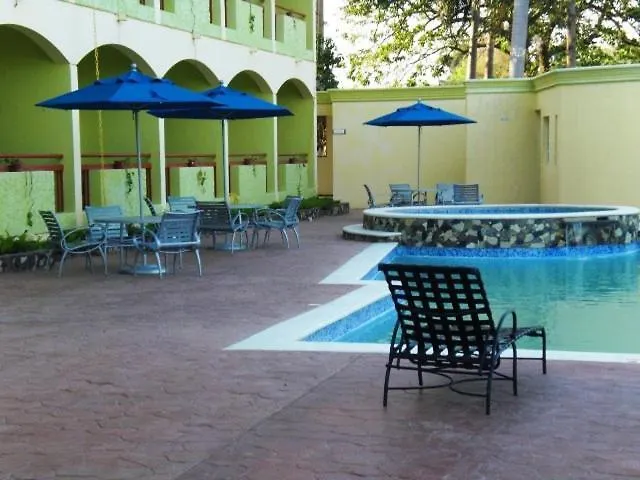 Hotel Novus Caoba Esperanza
